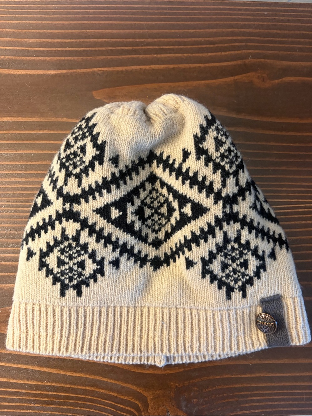 Chaco Ivory & Black Nordic Knit Beanie